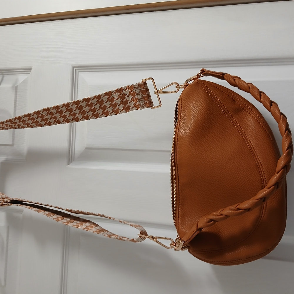 Braided Tan Leather Shoulder Bag